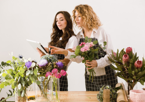 Про догляд квытів у горшиках